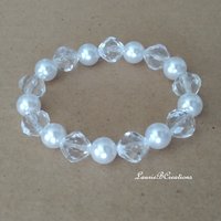 Clear Crystal & Pearl Stretch Bracelet 