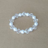 Clear Crystal & Pearl Stretch Bracelet 