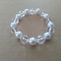 Clear Crystal & Pearl Stretch Bracelet 